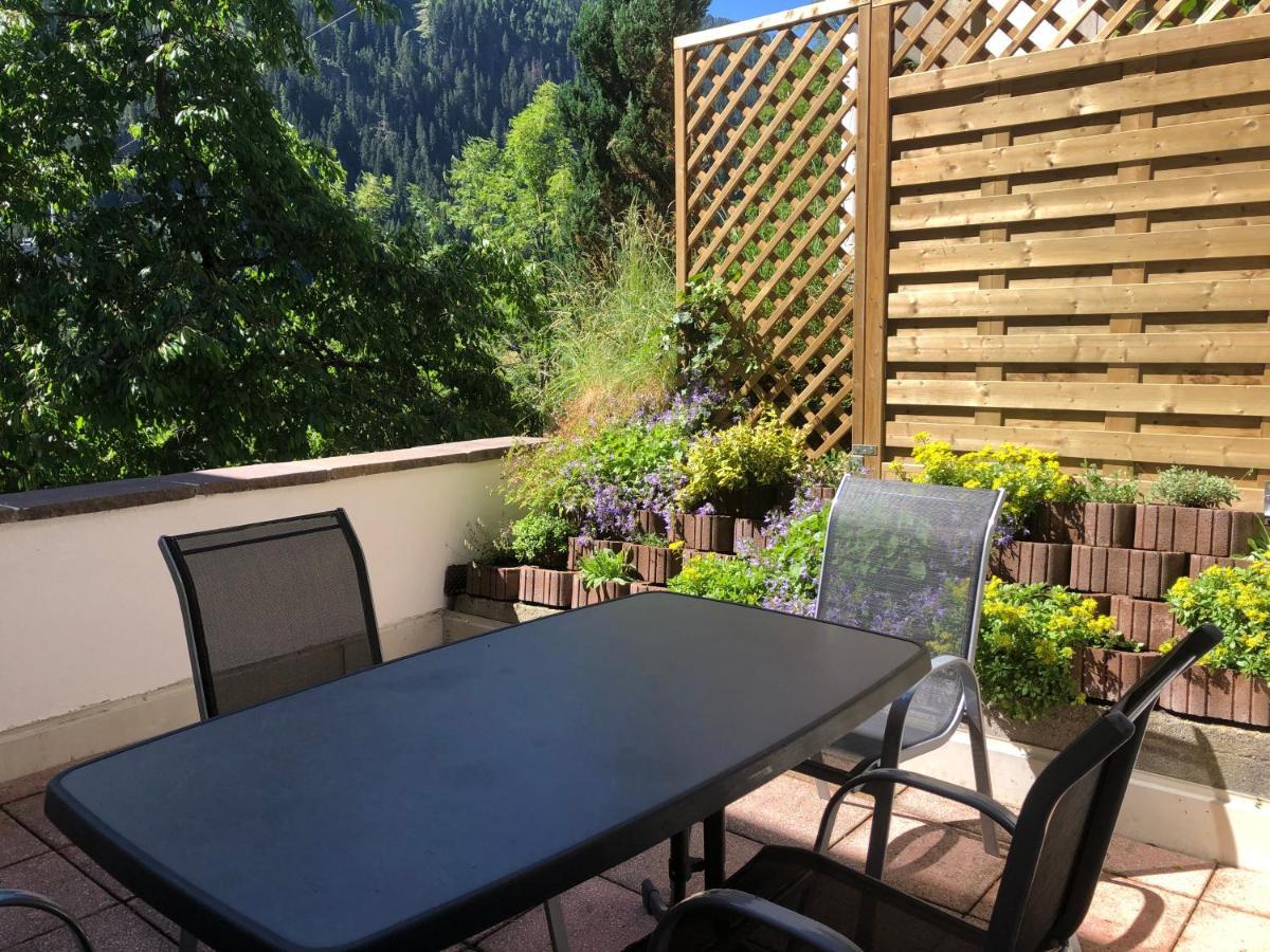 Hotel Garni Central - Zimmer - Studios - Apartments Kappl  Exterior photo